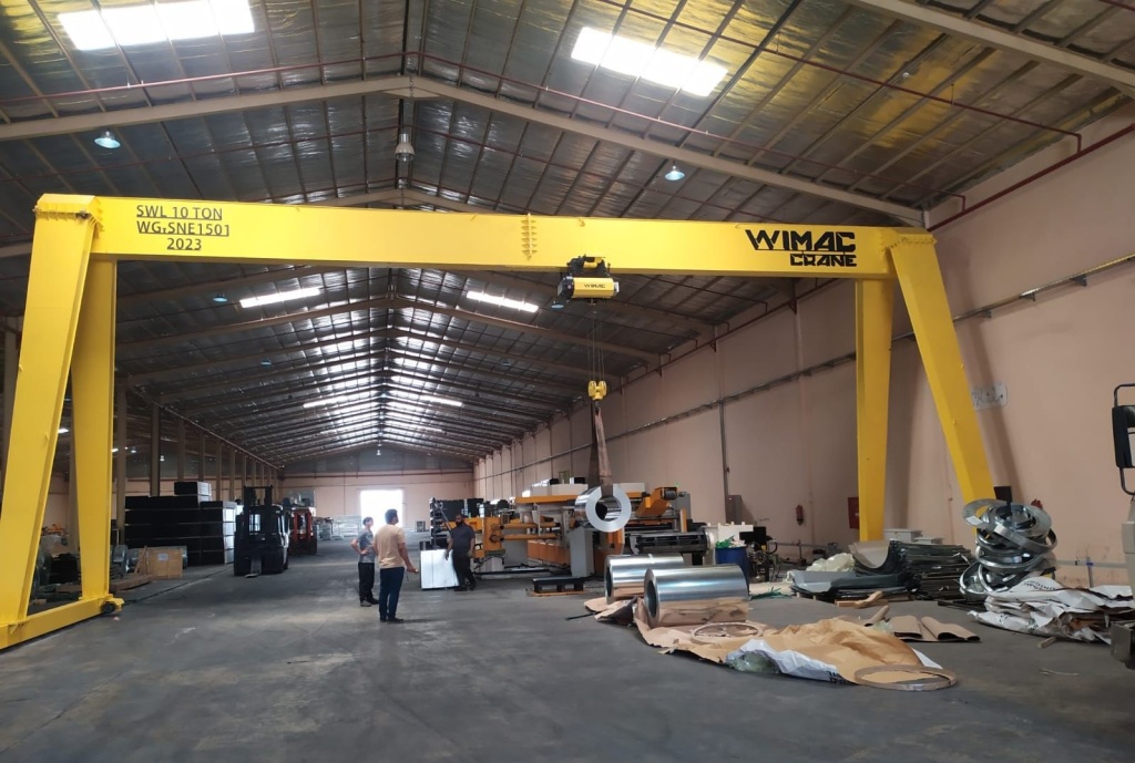 10 TON Indoor Gantry Cranes For Steel Factories 