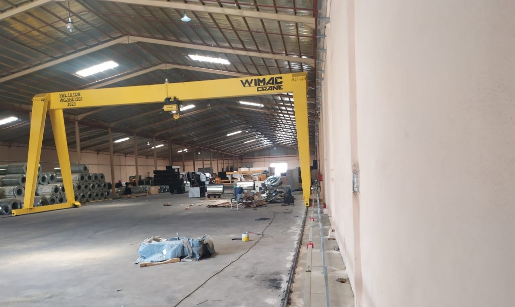 10 TON Indoor Gantry Cranes For Steel Factories 